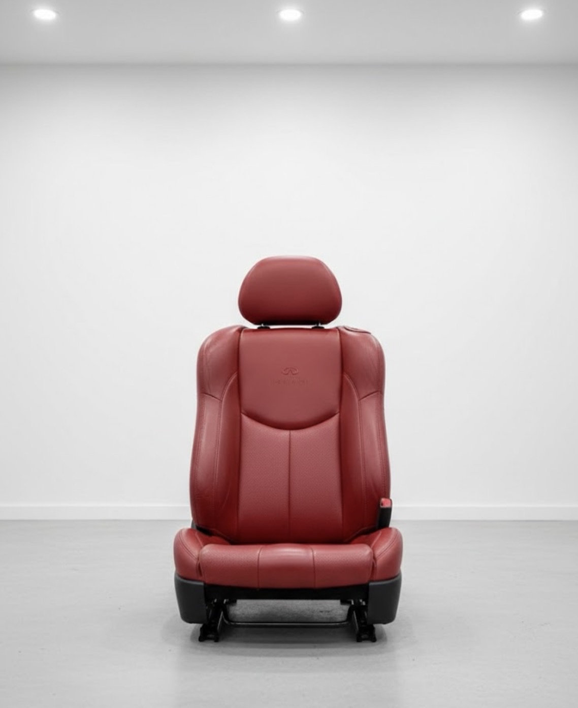 G37 ipl red seats - Image 9