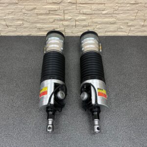 Rolls Royce Wraith / Dawn RR5 RR6 Air Shock / Suspension Struts Set