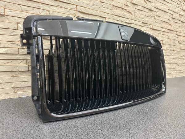 Rolls Royce Wraith Dawn Front Grill Black Badge - Image 4