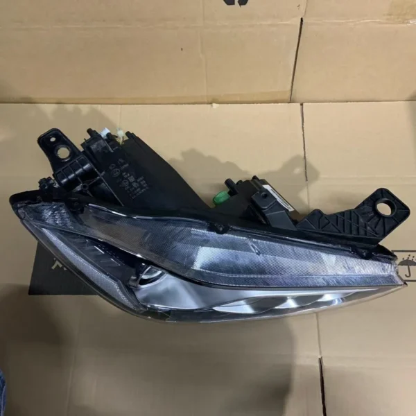 Maserati Ghibli M156 left & Right 2pcs Passenger Xenon EU Headlights 2014-2017 - Image 6