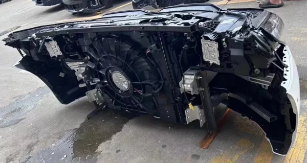 2024-2025 BMW 5 Series Front Bumper Assembly - Complete - Image 2