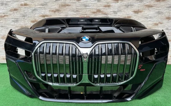 2023 - 2025 BMW 7 SERIES COMPLETE FRONT BUMPER ASSEMBLY - NOSE CUT OEM