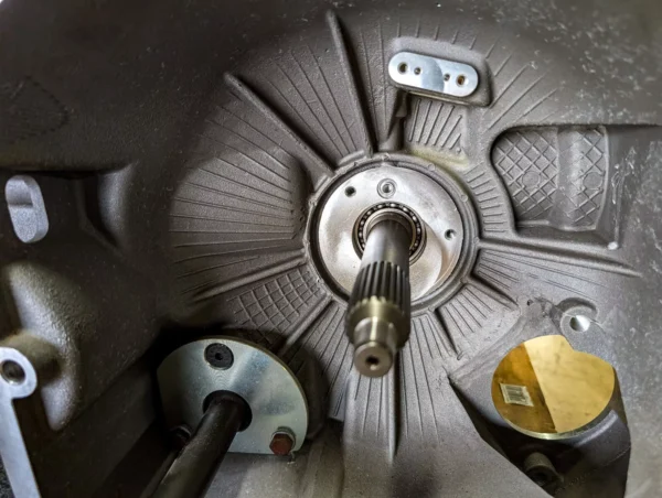 Audi R8 / Lamborghini 6-Speed Manual Transmission Quattro - Image 13