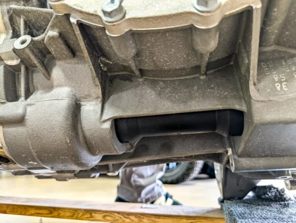 Audi R8 / Lamborghini 6-Speed Manual Transmission Quattro - Image 2