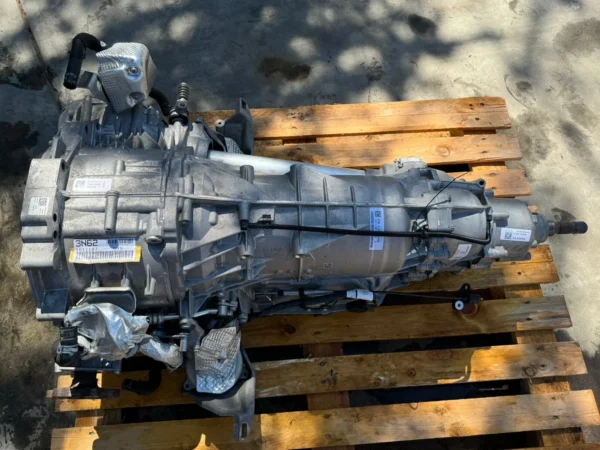 2022 Audi SQ8 Lamborghini URUS Porsche Cayenne Turbo Transmission Gearbox - Image 7