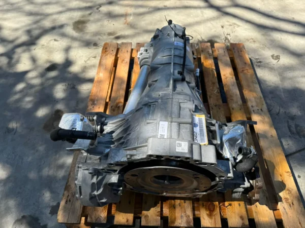 2022 Audi SQ8 Lamborghini URUS Porsche Cayenne Turbo Transmission Gearbox