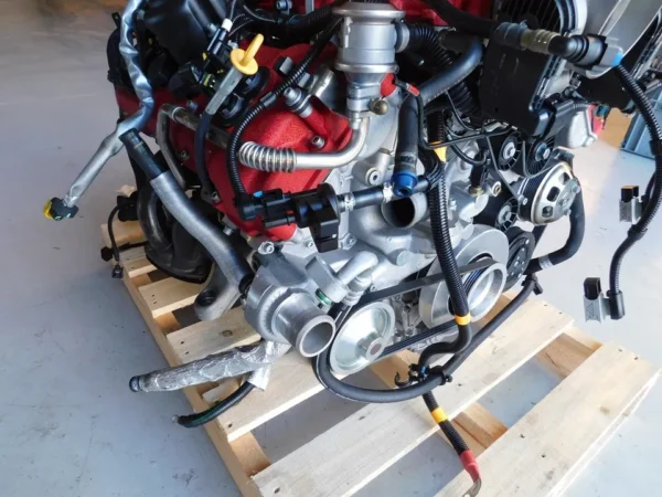 Ferrari California F149 2012 Complete Engine Motor F136 V8 4.3L J113 - Image 4