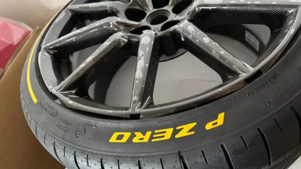 Ferrari 812 Competizione a set of Carbon wheels with Tire, OEM - Image 5