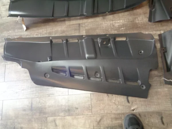 Ferrari 430 Challenge - Set Of Carbon Fiber Engine Shield Panels - P/N 69332500 - Image 5