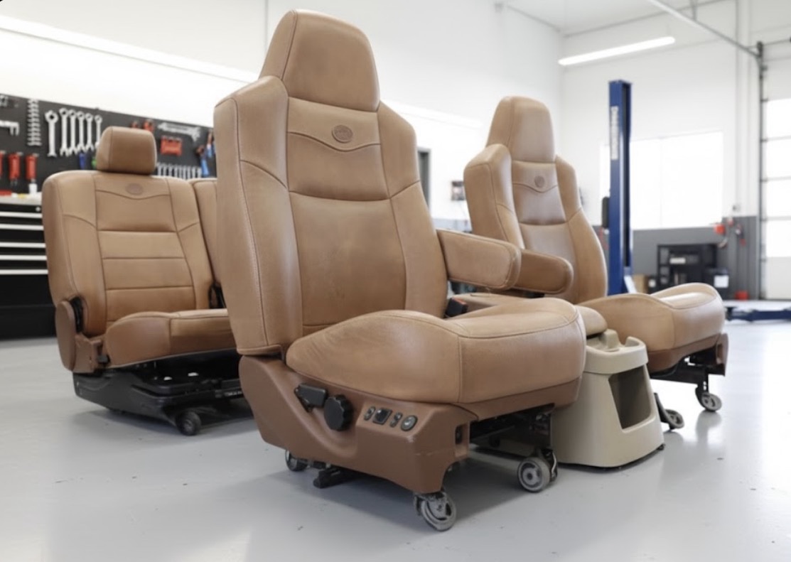 99-2010 FORD F250 F350 KING RANCH LEATHER SEATS BUCKETS NICE CREW CAB 2006 - Image 5