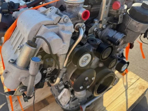 2007 - 2011 MERCEDES ML63 S63 CL63 E63 M156 AMG 6.2L NA ENGINE MOTOR ASSEMBLY - Image 9