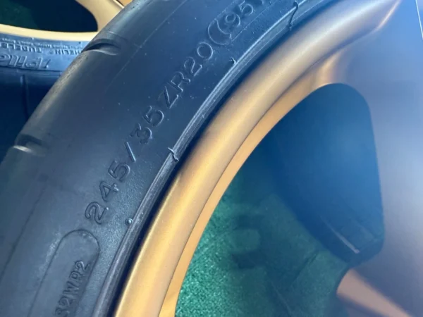 Ferrari 488 Wheels OEM GTB OEM Factory 458 Tires Factory Gold Rare - Image 3