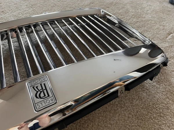 Rolls-Royce Cullinan Grill Front Radiator Grille Genuine OEM Rare - Image 6