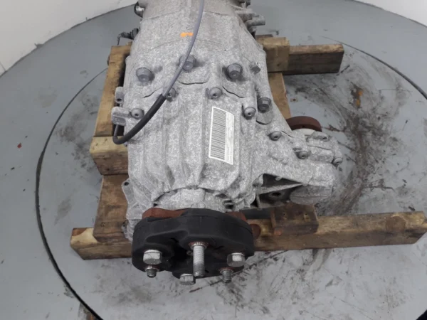 MASERATI LEVANTE Gearbox 2017-2023 275 3.0L 8 Speed Automatic 0670038072 - Image 9