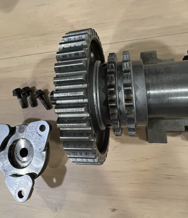 Porsche 996 IMS Intermediate Shaft with bearing 99610501561 - Image 3