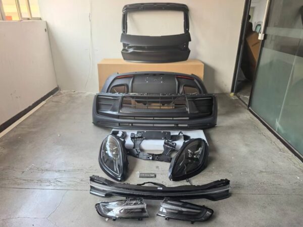 Porsch macan 95b 2014-2019 upgrade to 2023 body kit - Image 2