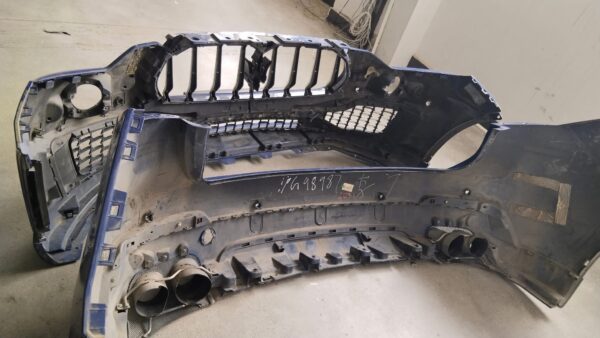 maserati levant front bumper and rear bumper - Image 2