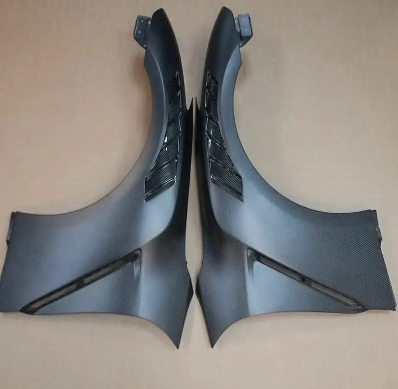 Nissan Gtr fenders