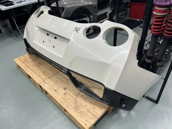 NISSAN SKYLINE GTR R35 (ORI) REAR BUMPER - Image 4