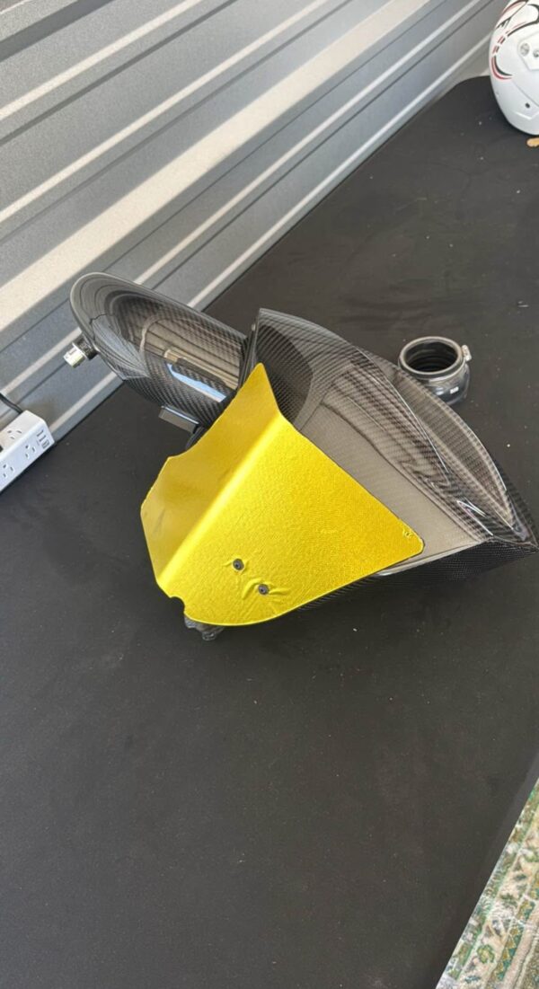 Toyota Supra 3.0L Eventuri closed air intake - Image 2