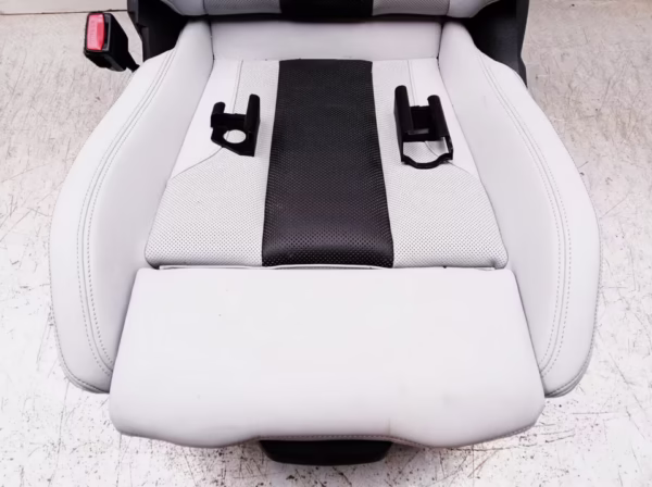 BMW M4 G82 Seats Interior Door Panel Leather Merino SET - Image 4