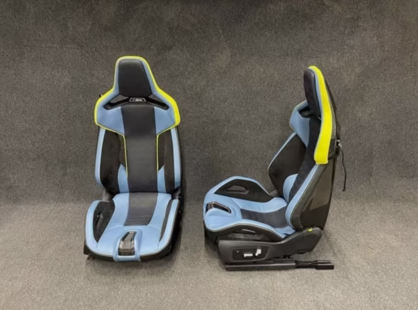 BMW M4 G82 seats M-Carbon bucket seats M-Bucket Seats Carbon Blue