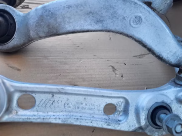 BMW M5 F90 steering knuckle front right front left spring strut axle - Image 3