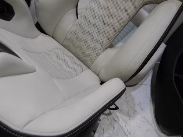 BMW M3 G80 G81 seats M-Carbon bucket seats interior leather - Image 9