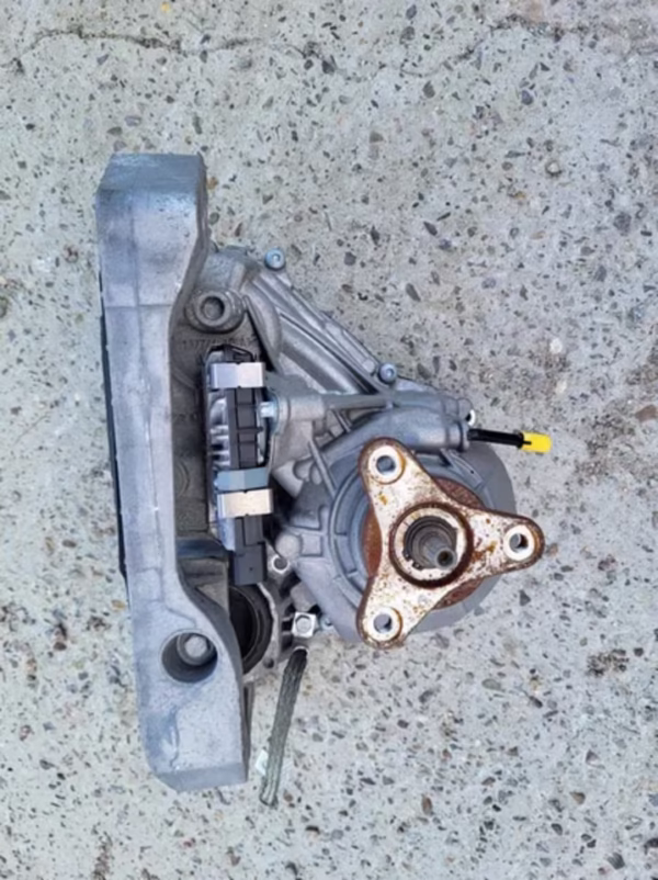BMW M5 F90 M8 F91 F92 X3M F97 X4M F98 transfer case ATC13 TOP - Image 4
