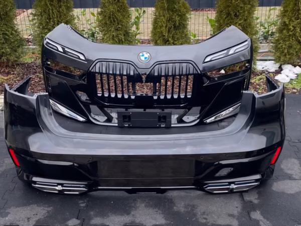 BMW G70 7 Series FRONT Bumper + Rear Bumper 2023