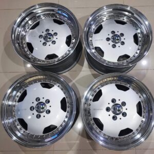 Custom Staggered 3-Piece 17" AMG Aero III Wheels by OZ Racing