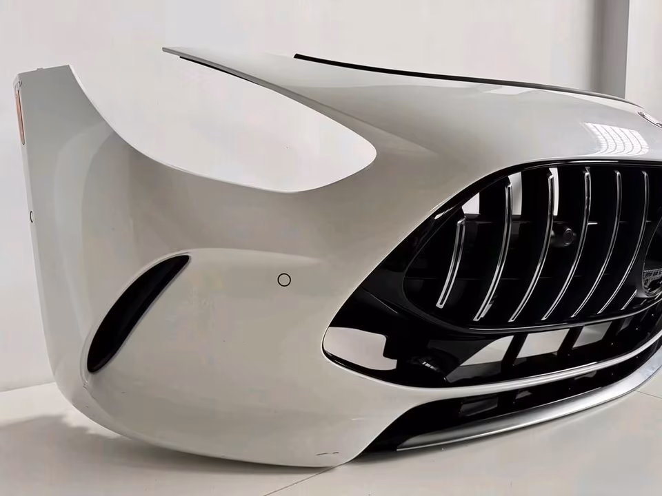 MERCEDES GT 63 AMG W192 A192 FRONT BUMPER - Image 4