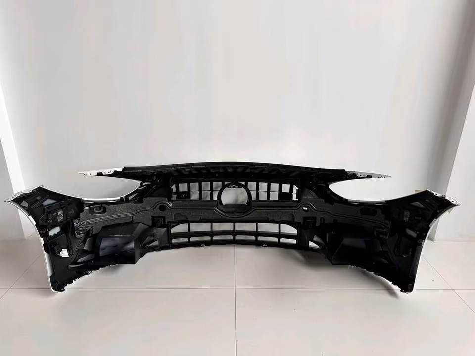 MERCEDES GT 63 AMG W192 A192 FRONT BUMPER - Image 2