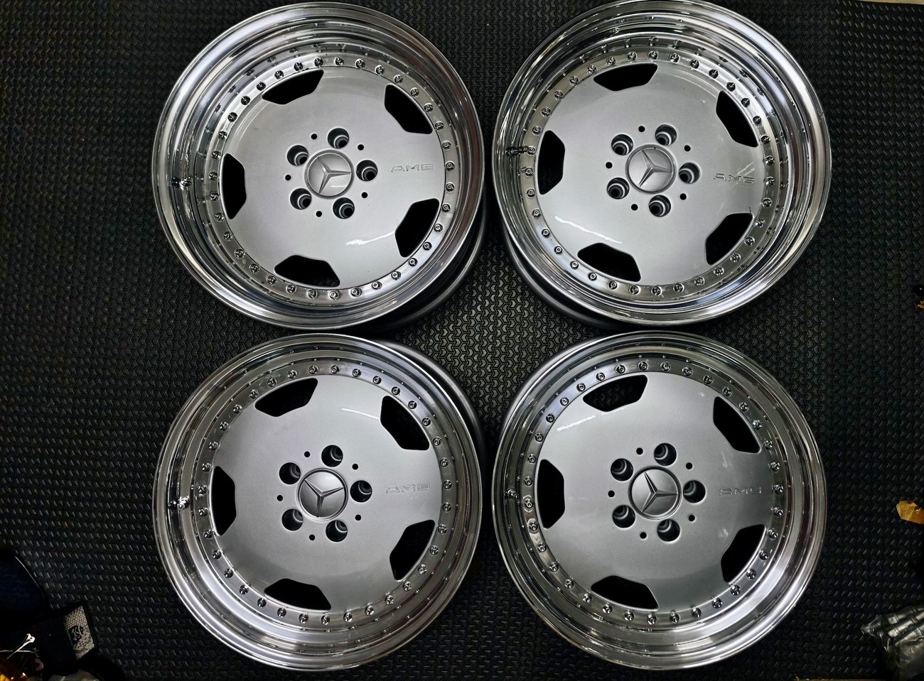 Staggered 3-Piece 17″ AMG Aero III Wheels by O.Z. Racing