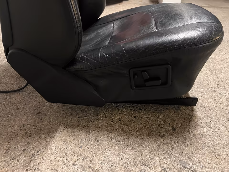 G-Class Leather Seats Black W463 Seat Heating & Seat Adjustment - Image 6