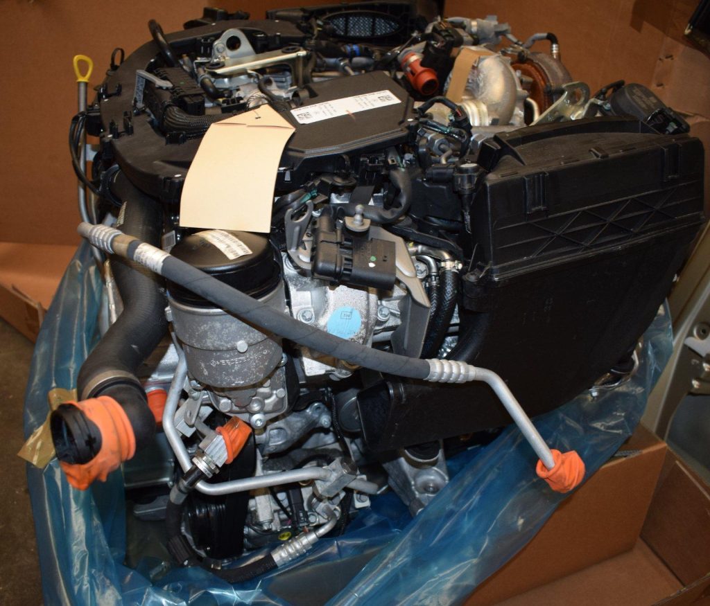 Mercedes S-Class 350d Engine - Image 3