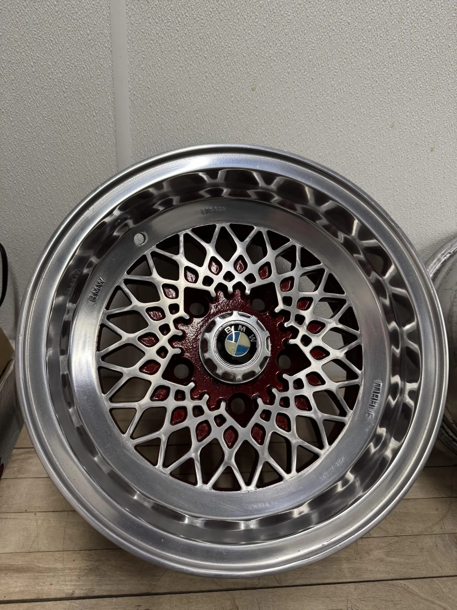 14×7″ Mahle Basketweave Wheels for BMW 3.0 CSL - Image 2