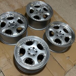 Staggered 3-Piece 18″ BRABUS Monoblock IV Wheels