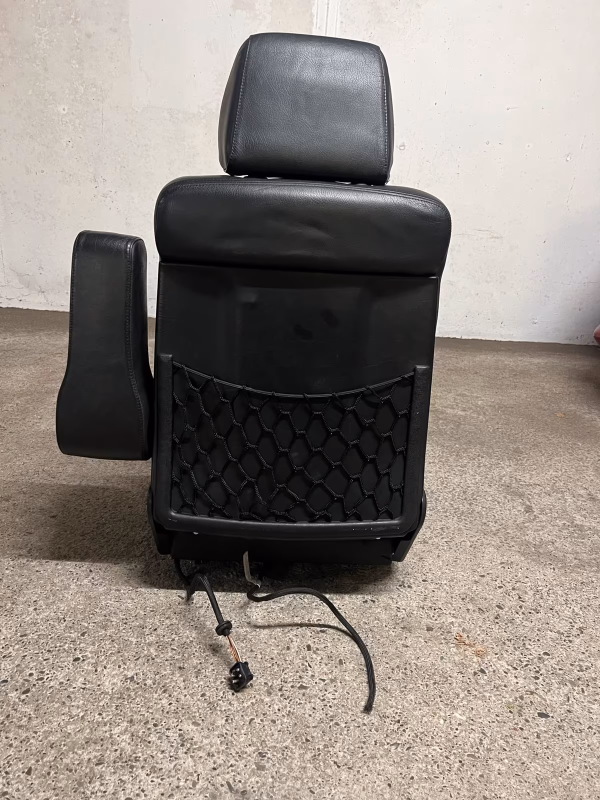 G-Class Leather Seats Black W463 Seat Heating & Seat Adjustment - Image 4