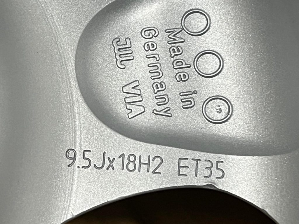 Staggered 3-Piece 18″ BRABUS Monoblock IV Wheels - Image 11