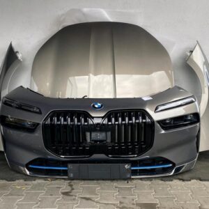 BMW i7 G70 Front End Package
