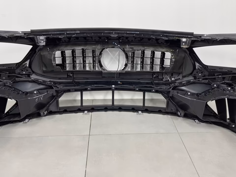MERCEDES W290 AMG GT 63 AMG FACELIFT BUMPER - Image 6