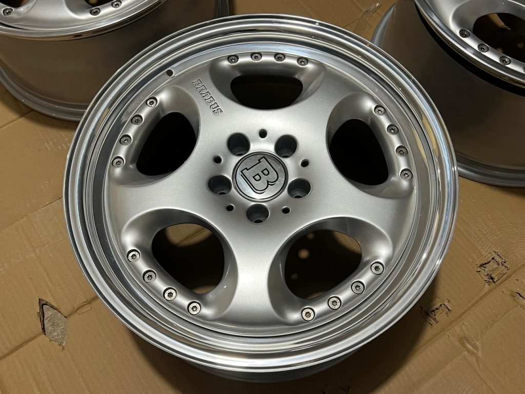Staggered 3-Piece 18″ BRABUS Monoblock IV Wheels - Image 10