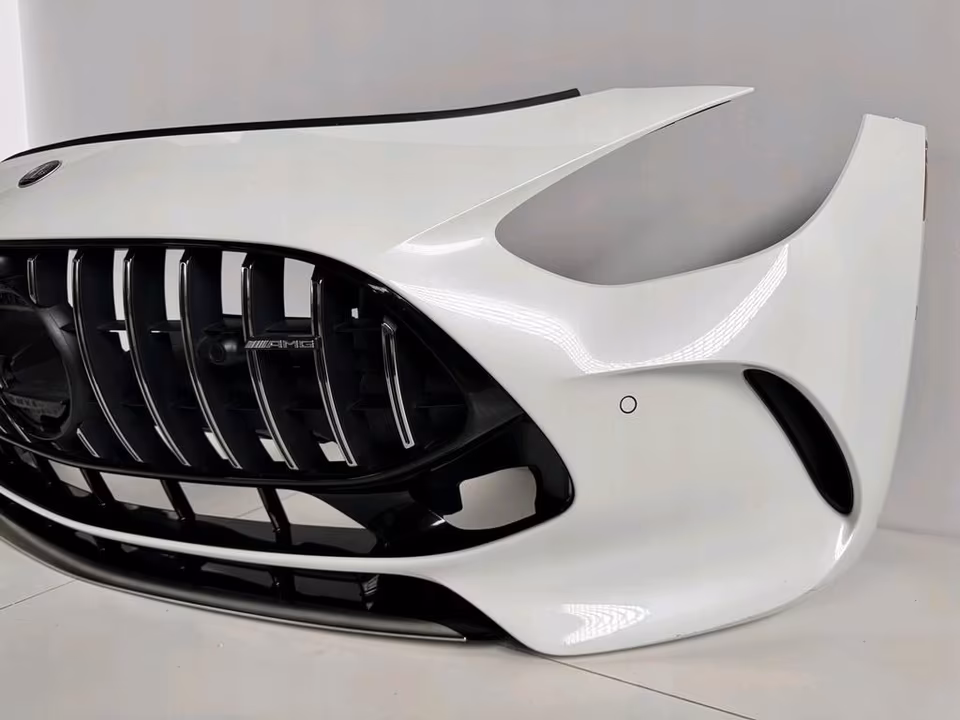 MERCEDES GT 63 AMG W192 A192 FRONT BUMPER - Image 3