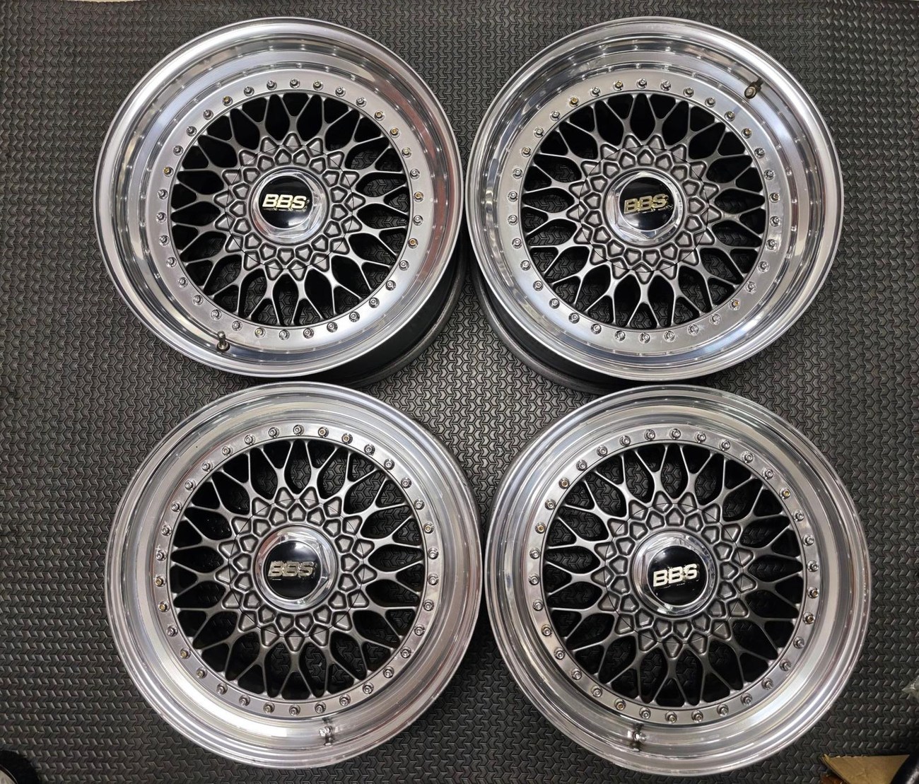 Staggered 3-Piece 17″ BBS RS Wheels - Image 2