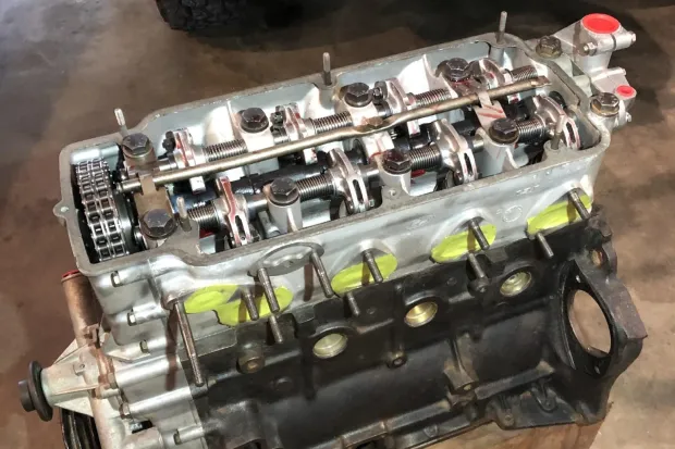 BMW M10 Engine and Getrag 5-Speed Gearbox - Image 6