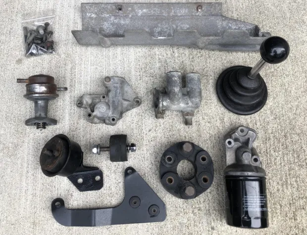 BMW M10 Engine and Getrag 5-Speed Gearbox - Image 3