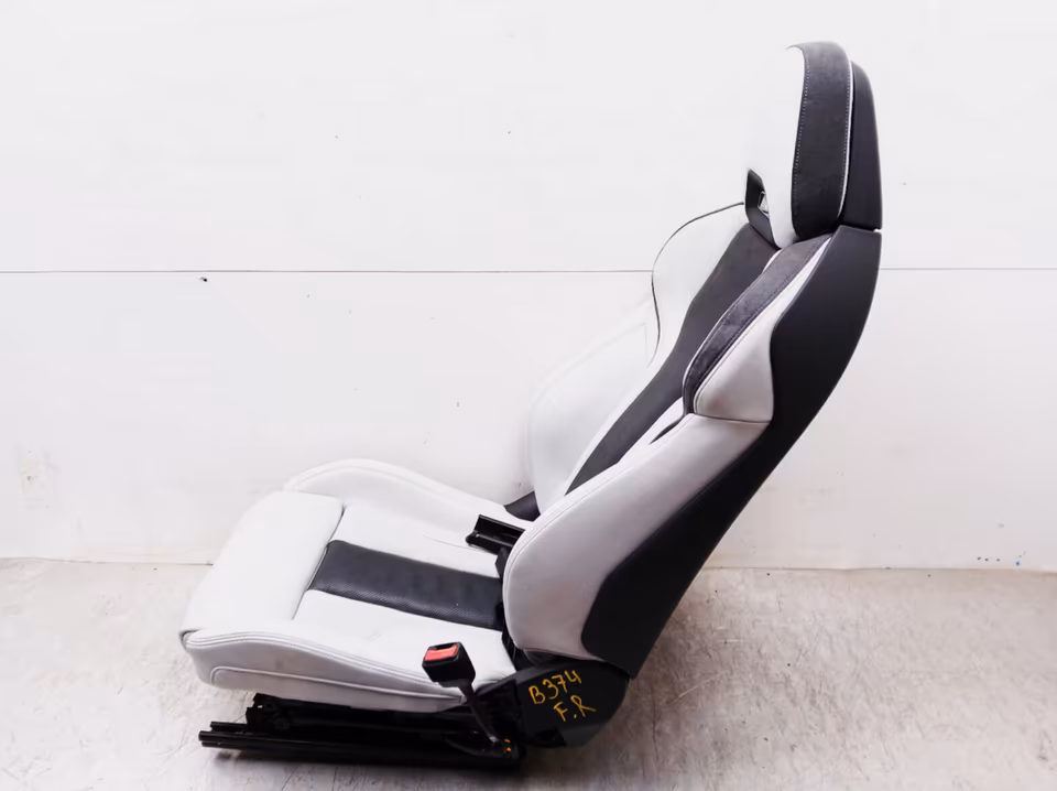 BMW M4 G82 Seats Interior Door Panel Leather Merino SET - Image 9