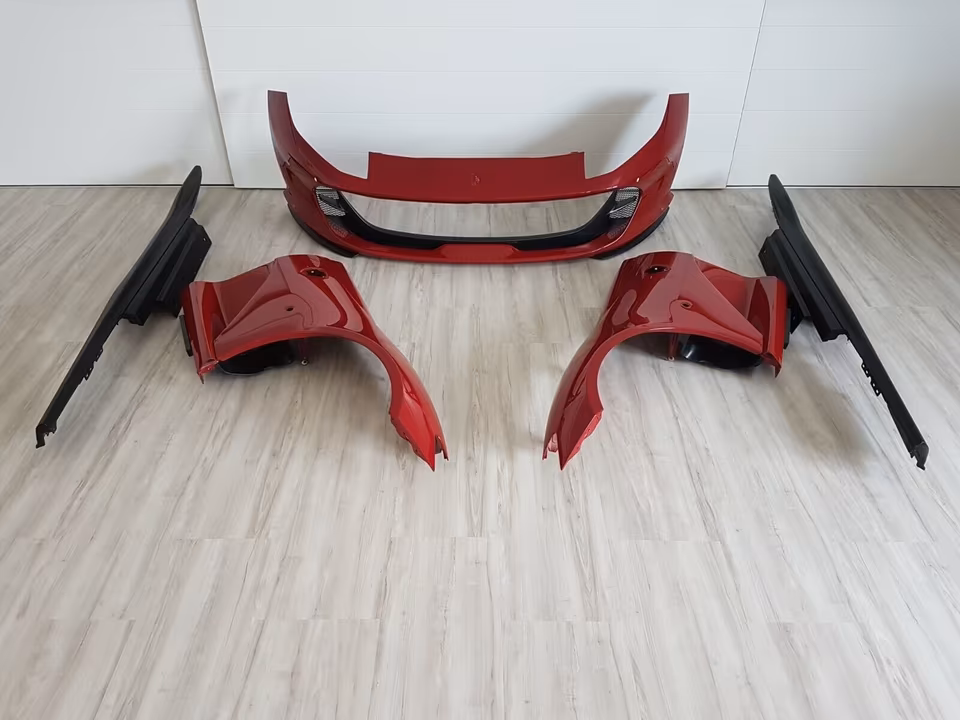 Ferrari 812 Superfast Bumper Fender Sills