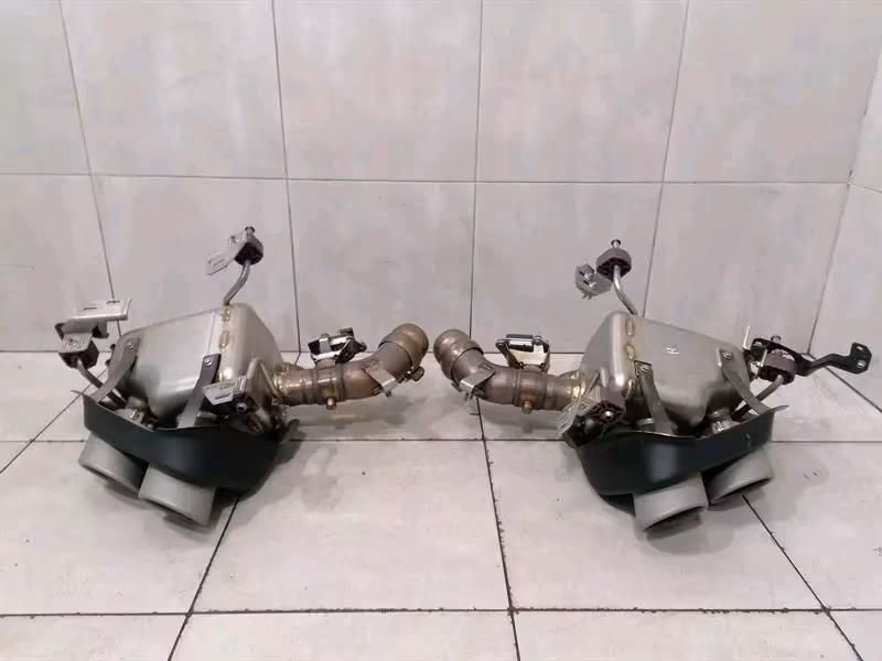 FERRARI PUROSANGUE Exhaust Rear Silencer Titanium - Image 4